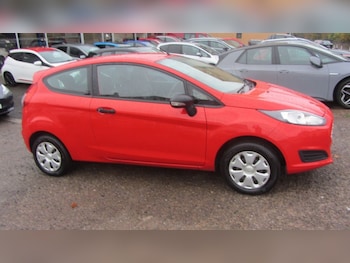 Used Ford Fiesta 2015 for sale - 76317099: Photo 3