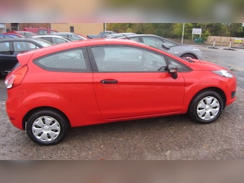 Used Ford Fiesta 2015 for sale - 76317099: Photo 4