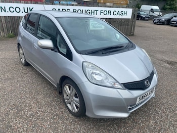 Used Honda Jazz 2014 for sale - 79114252: Photo