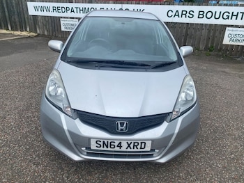 Used Honda Jazz 2014 for sale - 79114252: Photo