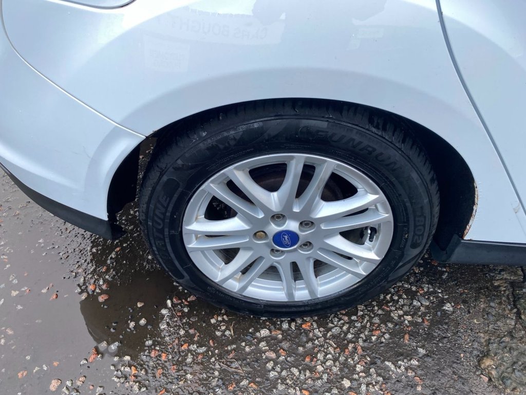 Used Ford Focus 2012 for sale - 76901098: Photo 20