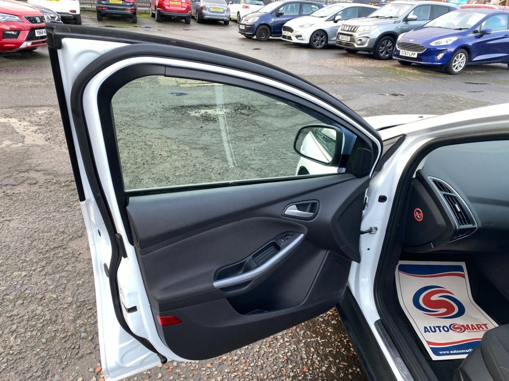 Used Ford Focus 2012 for sale - 76901098: Photo 26