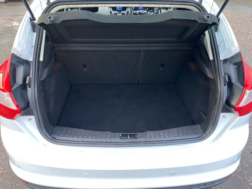 Used Ford Focus 2012 for sale - 76901098: Photo 29