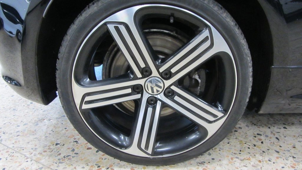 Used Volkswagen Scirocco 2017 for sale - 77188630: Photo 16