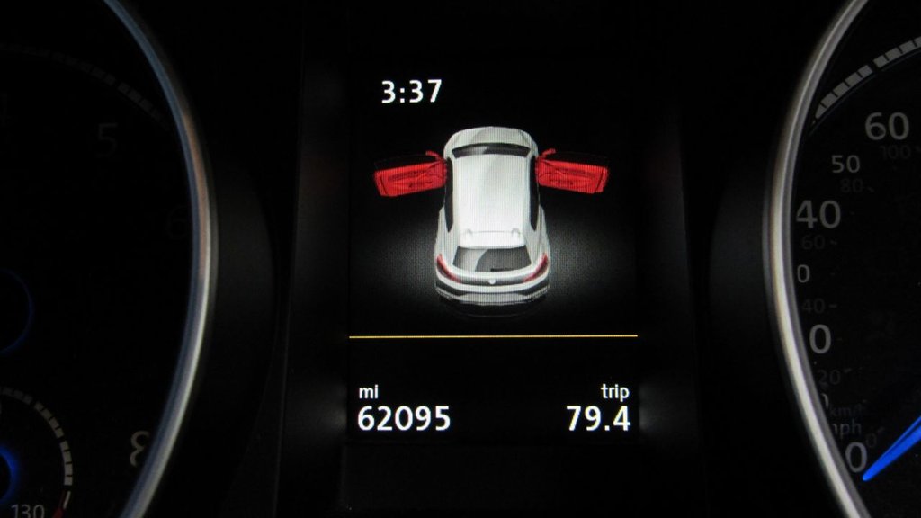 Used Volkswagen Scirocco 2017 for sale - 77188630: Photo 18