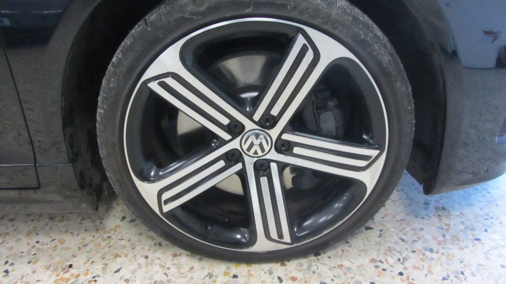 Used Volkswagen Scirocco 2017 for sale - 77188630: Photo 9