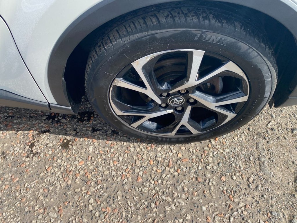 Used Toyota C-HR 2018 for sale - 78145123: Photo 10