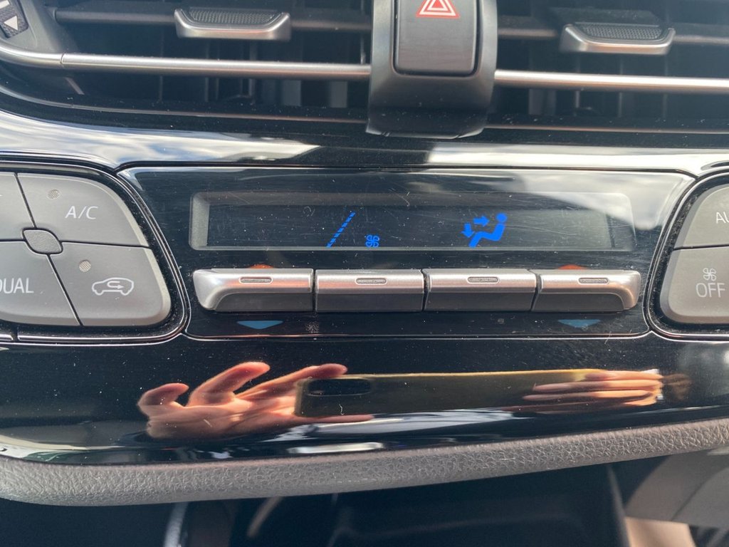 Used Toyota C-HR 2018 for sale - 78145123: Photo 19