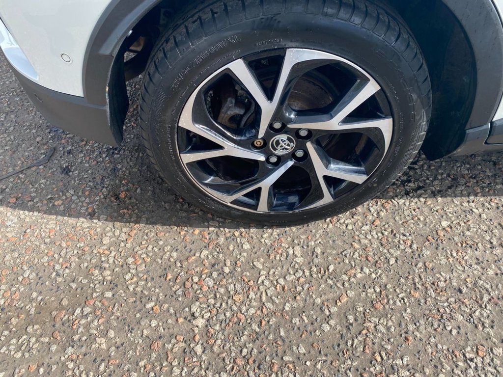 Used Toyota C-HR 2018 for sale - 78145123: Photo 9