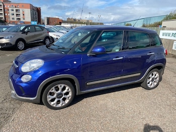 Used Fiat 500L 2015 for sale - 75947408: Photo