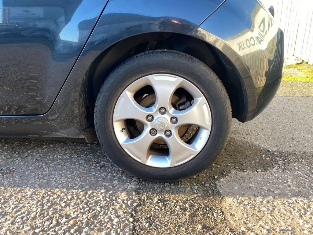 Used Kia Venga 2010 for sale - 76698884: Photo 12