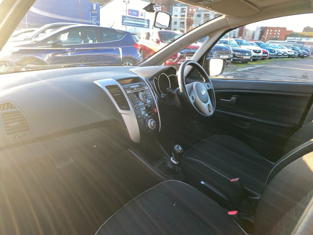 Used Kia Venga 2010 for sale - 76698884: Photo 13