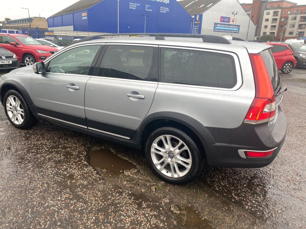 Used Volvo XC70 2015 for sale - 76482159: Photo 14