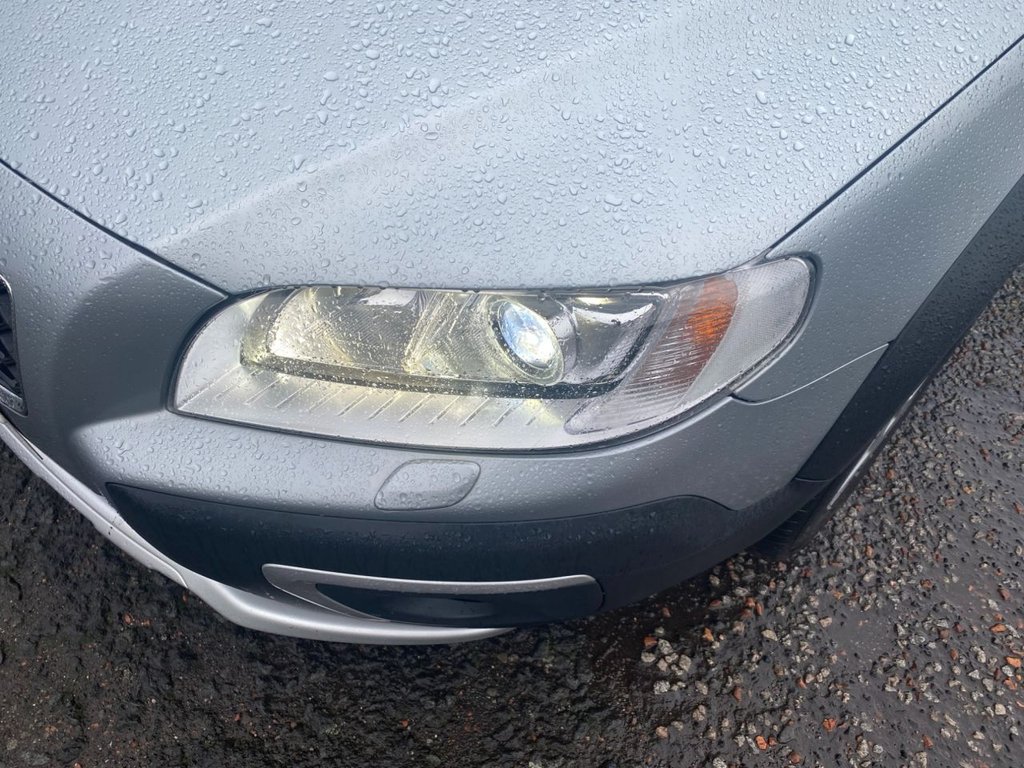 Used Volvo XC70 2015 for sale - 76482159: Photo 15