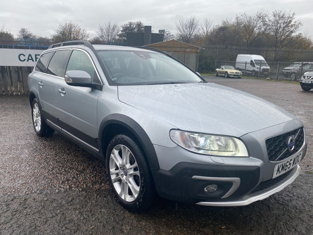 Used Volvo XC70 2015 for sale - 76482159: Photo 2