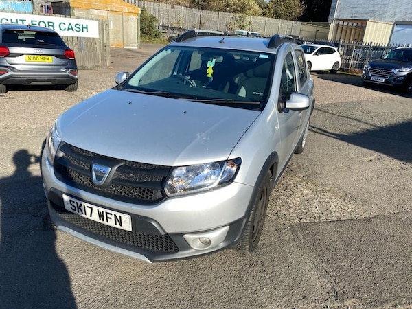 Used Dacia Sandero Stepway 2017 for sale - 76245314: Photo 3