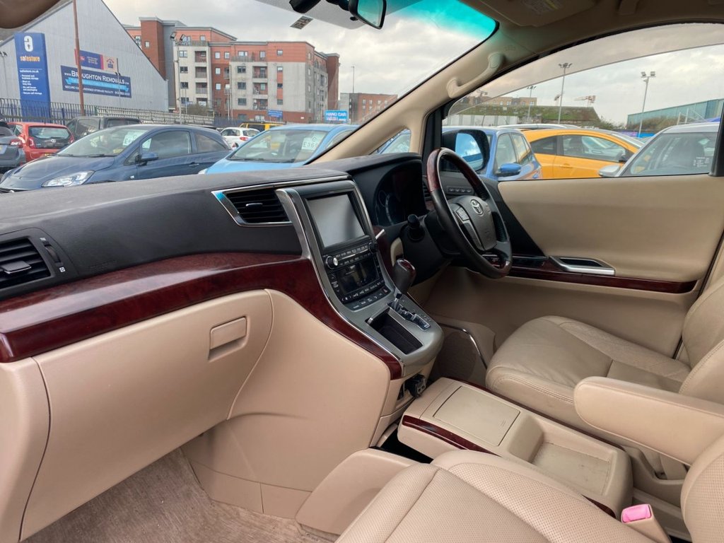 Used Toyota Alphard 2023 for sale - 77765528: Photo 14