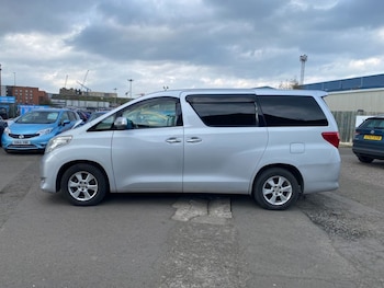 Used Toyota Alphard 2023 for sale - 77765528: Photo