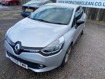 Used Renault Clio 2016 for sale - 78212398: Photo