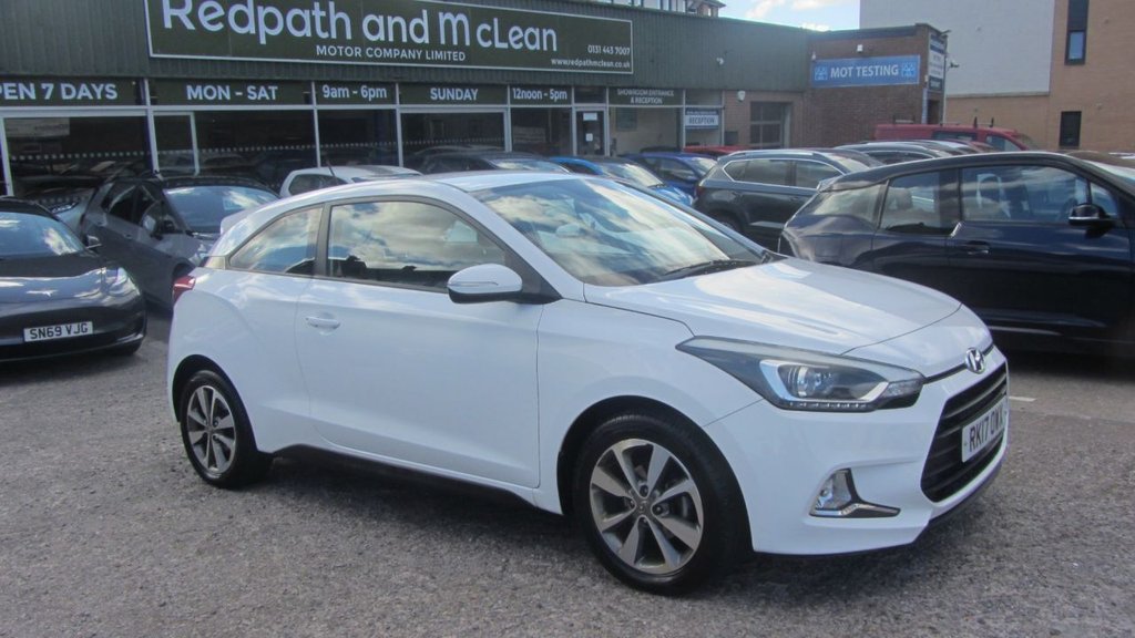 Used Hyundai i20 2017 for sale - 76023647: Photo 2