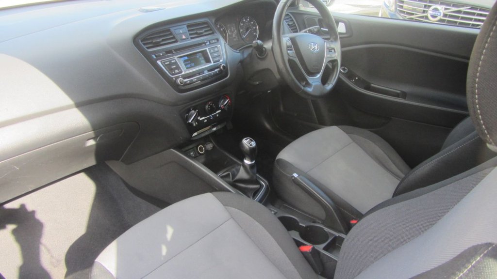 Used Hyundai i20 2017 for sale - 76023647: Photo 20