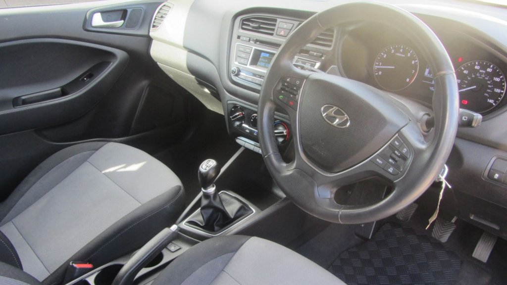 Used Hyundai i20 2017 for sale - 76023647: Photo 24