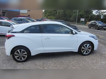 Used Hyundai i20 2017 for sale - 76023647: Photo 4