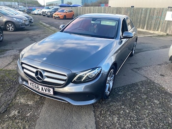 Used Mercedes-Benz E Class 2017 for sale - 76510207: Photo