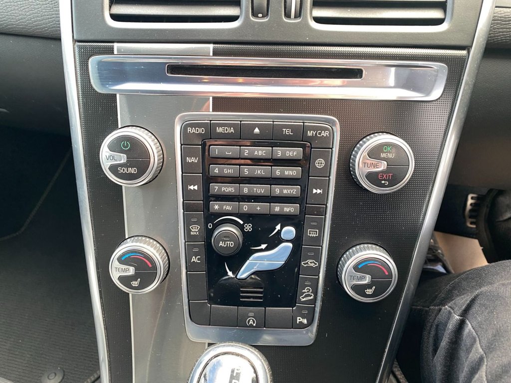 Used Volvo XC60 2015 for sale - 76686557: Photo 16