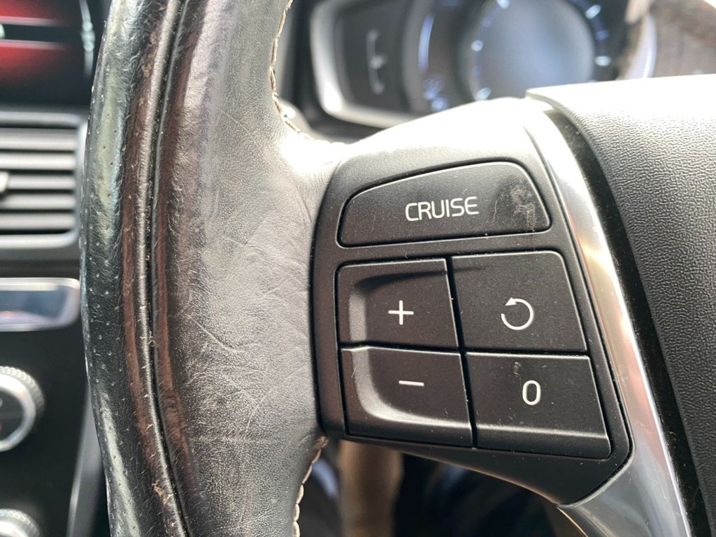 Used Volvo XC60 2015 for sale - 76686557: Photo 19