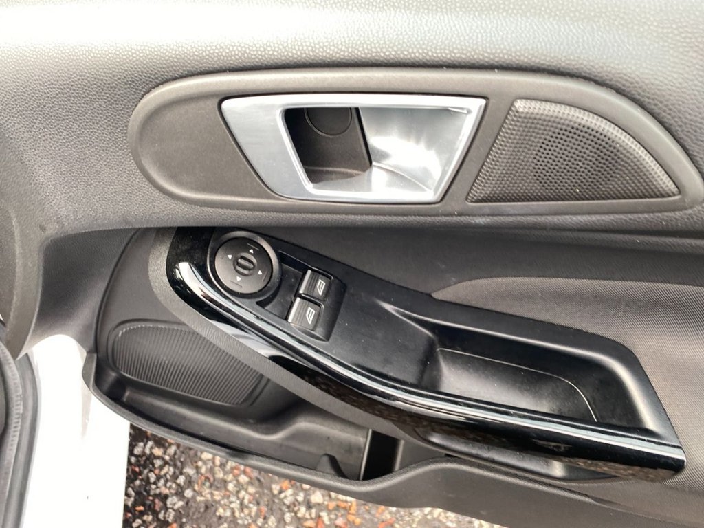 Used Ford Fiesta 2016 for sale - 76686159: Photo 15