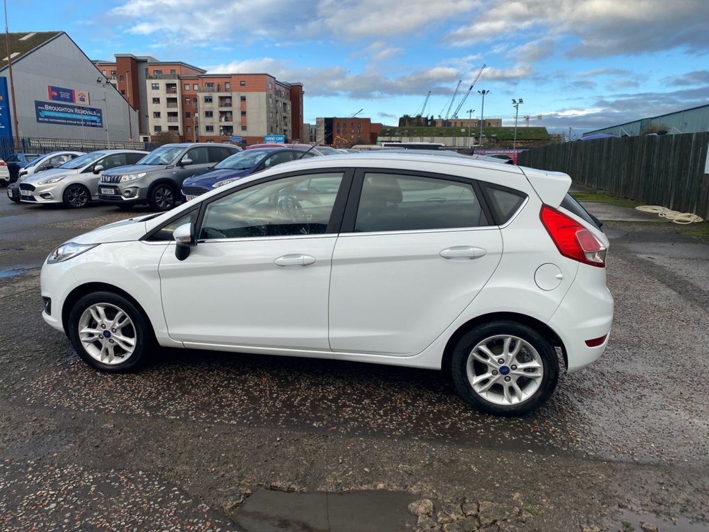 Used Ford Fiesta 2016 for sale - 76686159: Photo 4