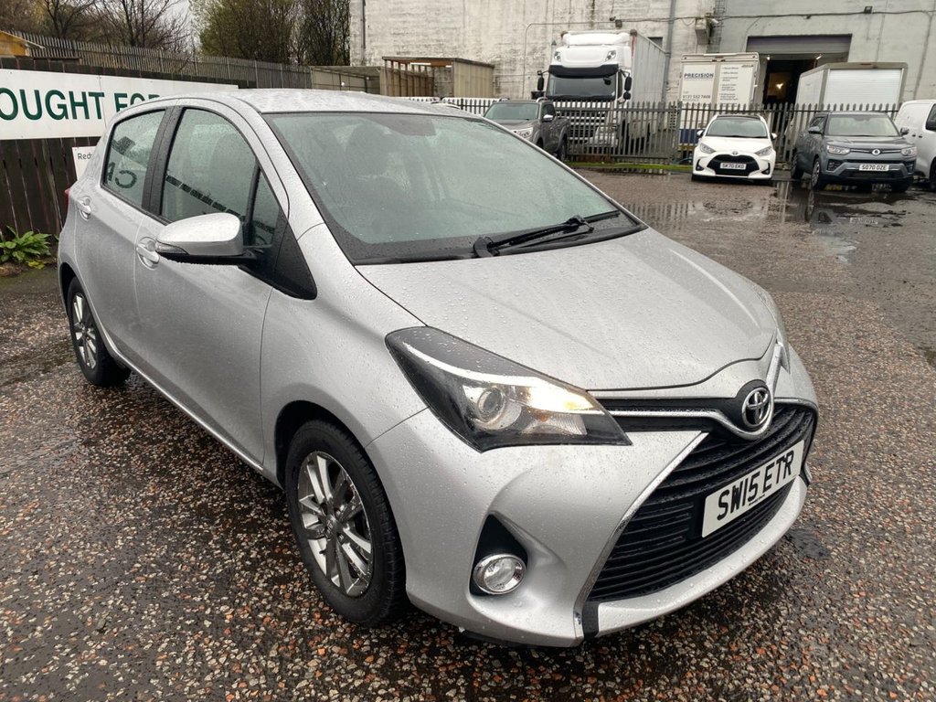 Used Toyota Yaris 2015 for sale - 76570452: Photo 1