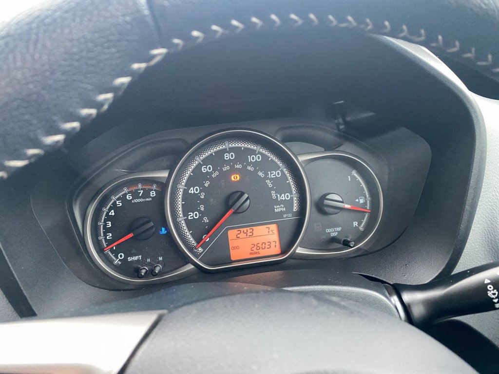 Used Toyota Yaris 2015 for sale - 76570452: Photo 10