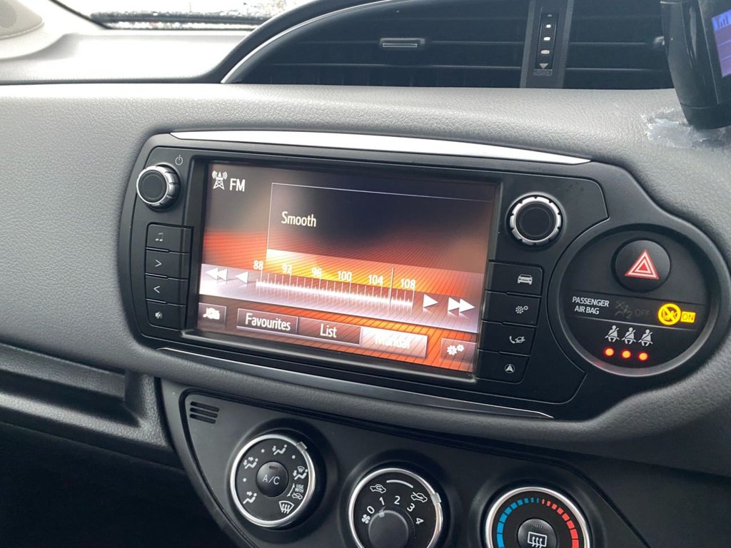 Used Toyota Yaris 2015 for sale - 76570452: Photo 9