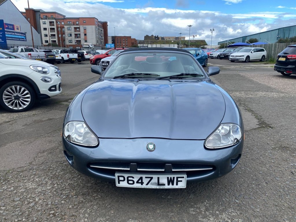 Used Jaguar XK8 1997 for sale - 76406147: Photo 2