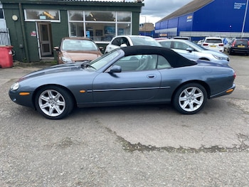 Used Jaguar XK8 1997 for sale - 76406147: Photo