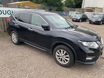 Used Nissan X-Trail 2018 for sale - 79643349: Photo