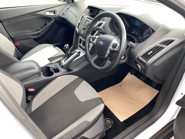 Used Ford Focus 2011 for sale - 76178436: Photo 14