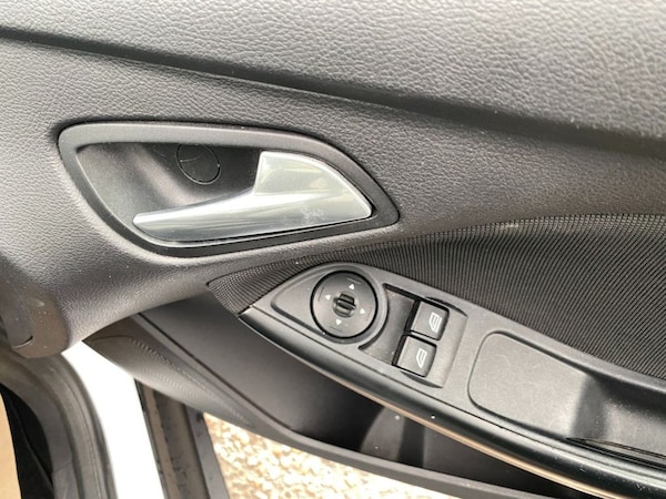 Used Ford Focus 2011 for sale - 76178436: Photo 15