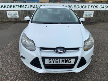 Used Ford Focus 2011 for sale - 76178436: Photo 2
