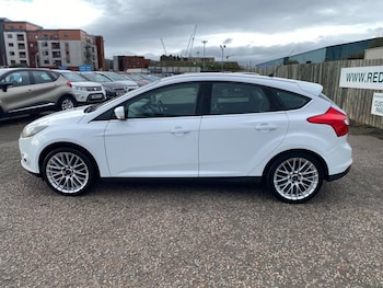 Used Ford Focus 2011 for sale - 76178436: Photo 4