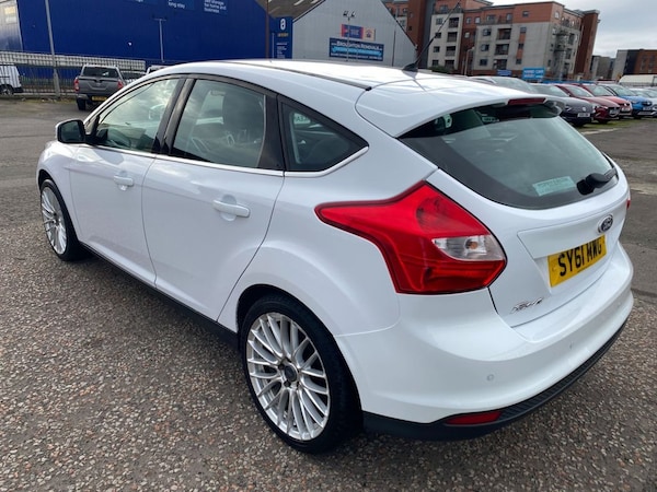 Used Ford Focus 2011 for sale - 76178436: Photo 5