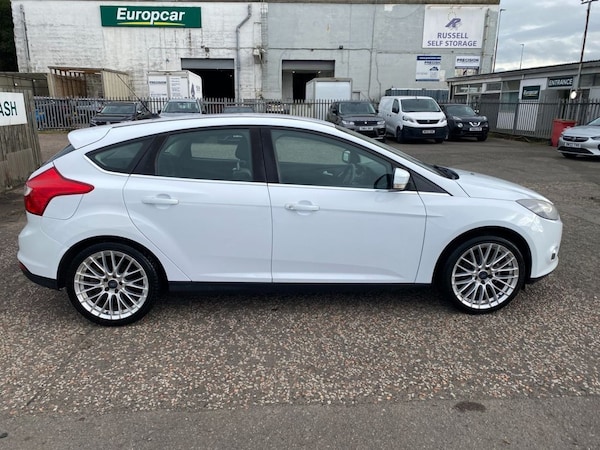 Used Ford Focus 2011 for sale - 76178436: Photo 8