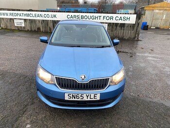 Used Skoda Fabia 2015 for sale - 77236687: Photo
