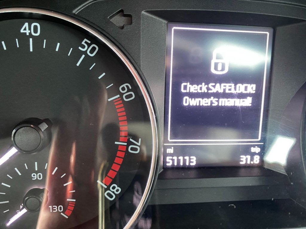 Used Skoda Fabia 2015 for sale - 77236687: Photo 8