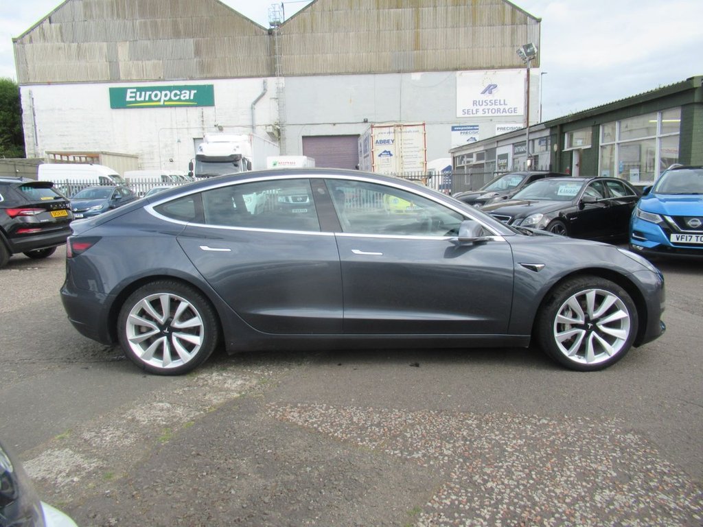 Used Tesla Model 3 2019 for sale - 77879323: Photo 8