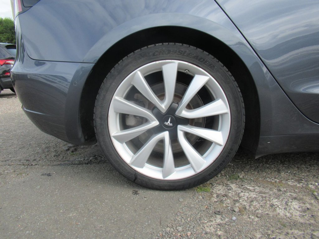 Used Tesla Model 3 2019 for sale - 77879323: Photo 9