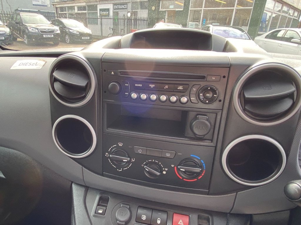 Vehicle 33