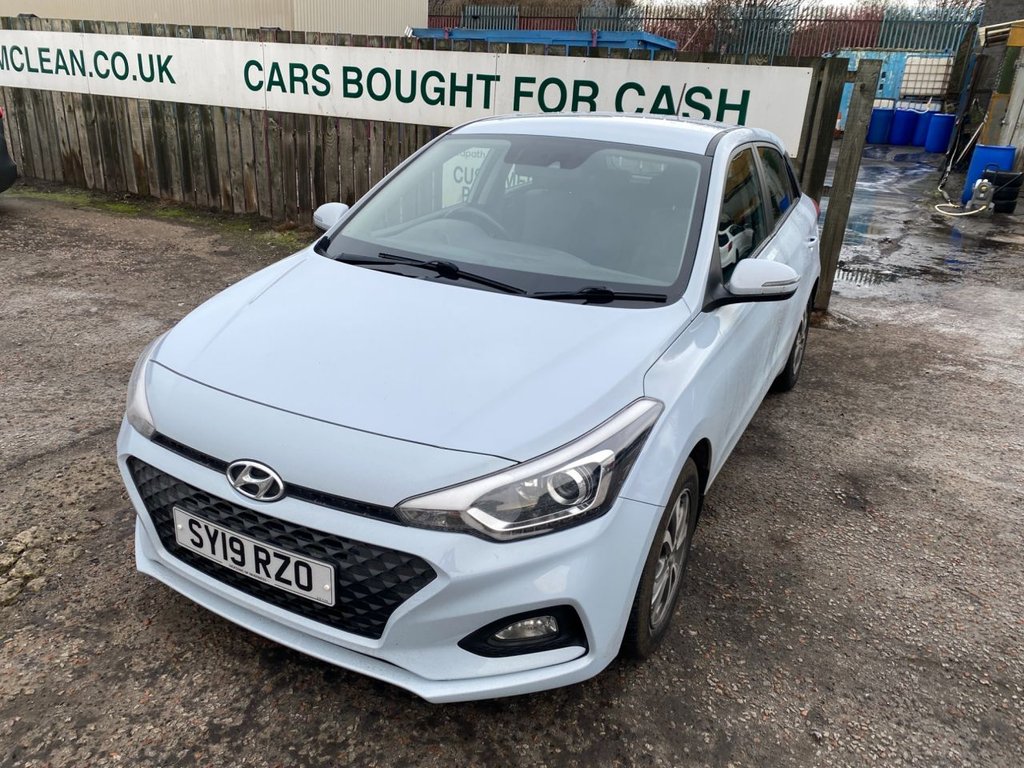Used Hyundai i20 2019 for sale - 77227484: Photo 3